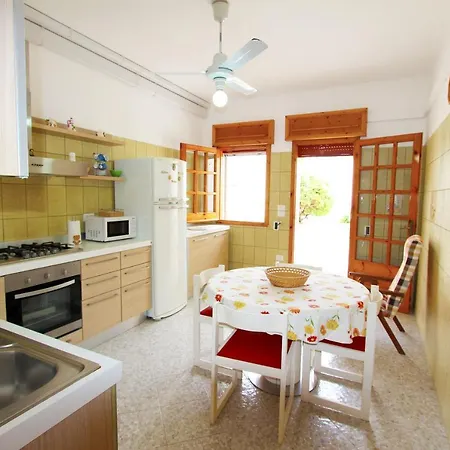 Mirto 150 M Dalla Holiday home