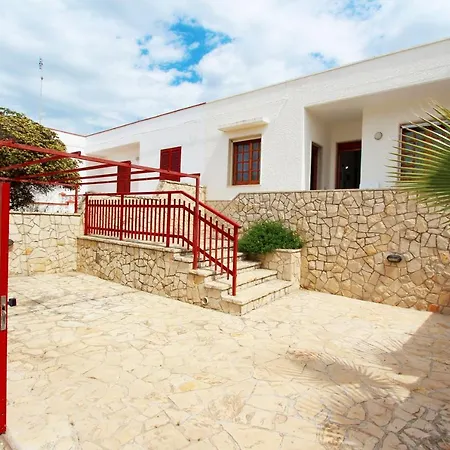 Mirto 150 M Dalla Holiday home Marina Di Pescoluse
