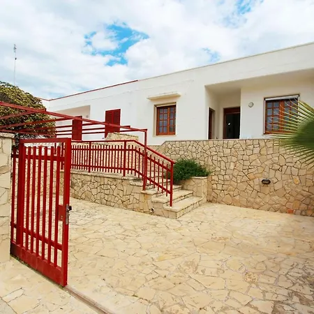 Mirto 150 M Dalla Holiday home